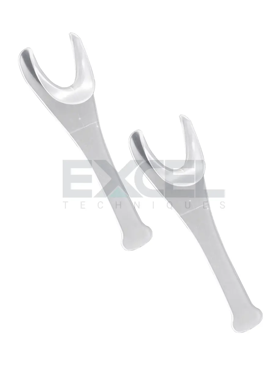Cheek Retractor Plastic Slim and Curved Autoclavable Set of 2 Pieces 15.5cm.